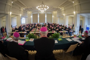biskupi podczas zebrania plenarnego konferencji episkopatu polski